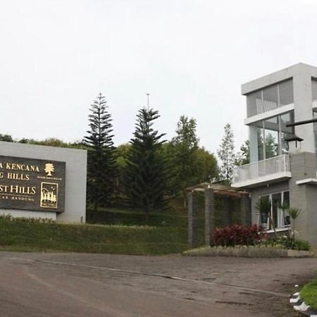 Imah Dago Villa - Budget Staycation Villa In Bandung Ngoại thất bức ảnh